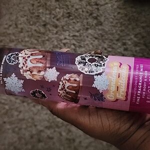 Bath & Body Works Grandma"s Fruit Cake Smell GOOD